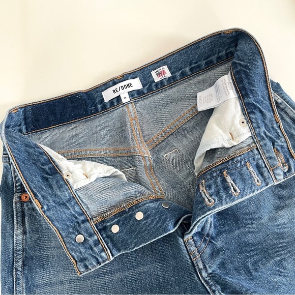 RE/DONE 90s High-Rise Loose Jeans Washed Indigo with Rips - Picture 5 of 9